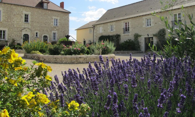 Thure Cottage | Proche Futuroscope¨, gîte ****, 4 pers, avec Piscine
