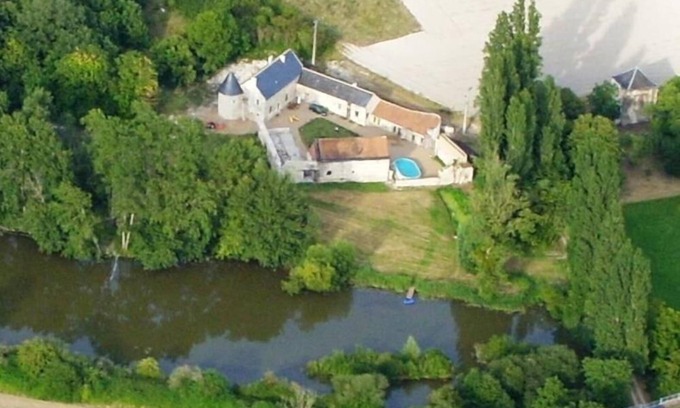 Pouzay Maison | Maison du XIXème siècle dans un domaine du XIVème siècle-Etang-Pêche