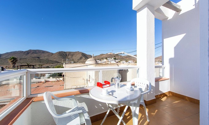 El Pozo de los Frailes Maison | Maison de campagne "Luna" avec vue sur les montagnes, terrasse privée et Wi-Fi