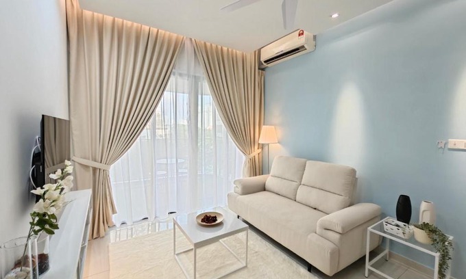Central District Appartement | Country Garden by Antlerzone