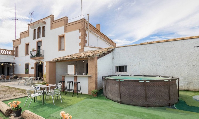 Castellvi de la Marca Maison | Maison de campagne "Masia Cal Vies" avec piscine privée, terrasse privée et Wi-Fi