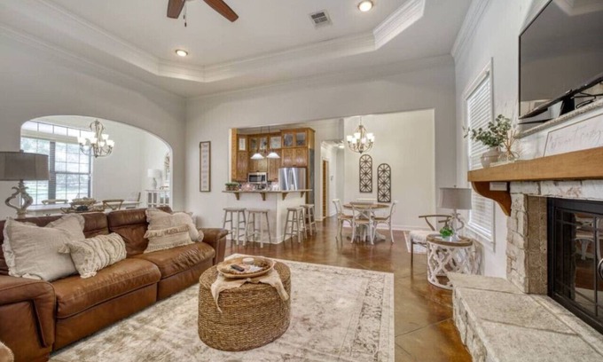 Brenham Maison | Country hideaway, your escape from the city!