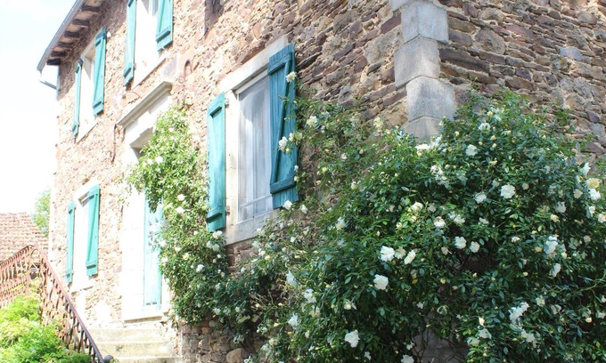 Brousse-le-Chateau Cottage | Vallee du Tarn : Gite entre Albi et Millau 10/12 personnes
