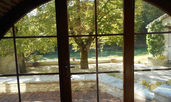 Lascabanes Maison | Maison de Campagne 6/8 Personnes, piscine privée et parc arboré