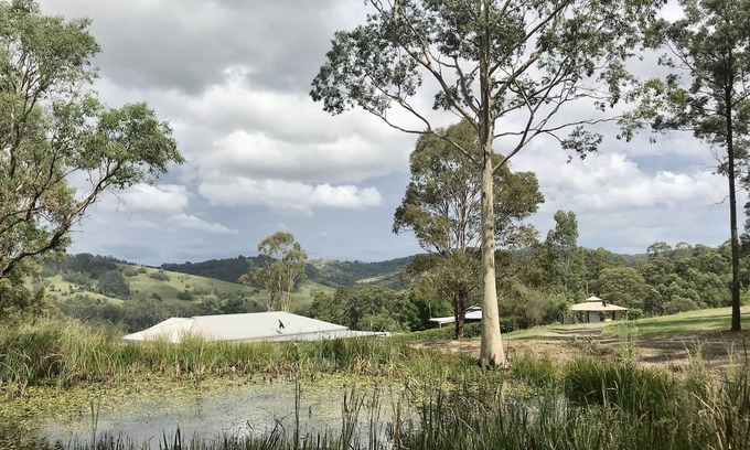 Bandon Grove Maison | Country Homestead w/pool. Relax and unwind.