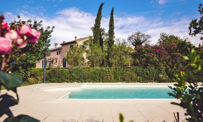 Monterado Maison | maison de vacances à Trecastelli avec jardin