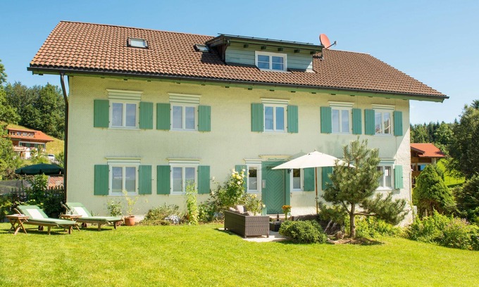 Ofterschwang Maison | Country house apartment, garden, mountain view, mountain railway May-Oct. incl., close to ski lift