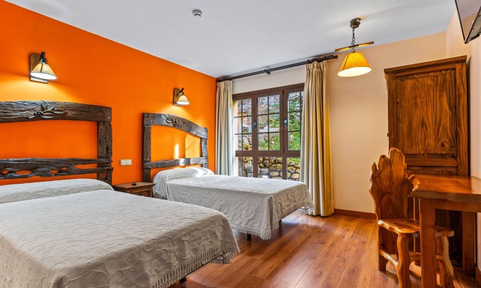 Gamonedo Maison | Country House 'El Acebo' with Shared Pool, Shared Garden and Wi-Fi