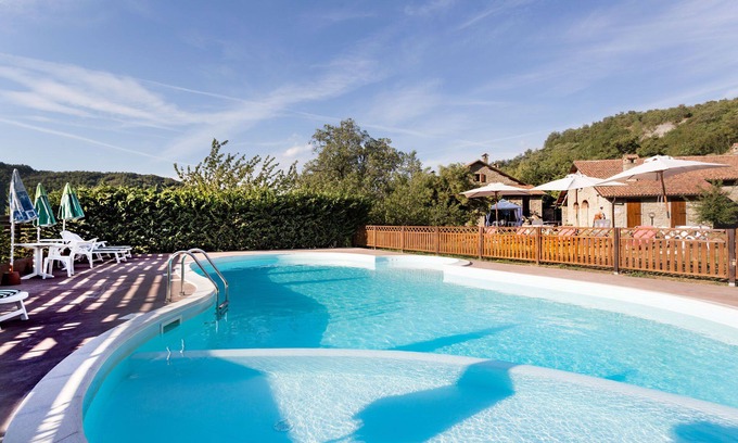 Palazzuolo sul Senio Autre | Country House/Farm House in Modena with 6 bedrooms sleeps 12