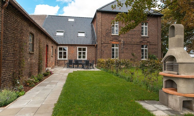 Xanten Maison | Country house for families and groups with optional wellness