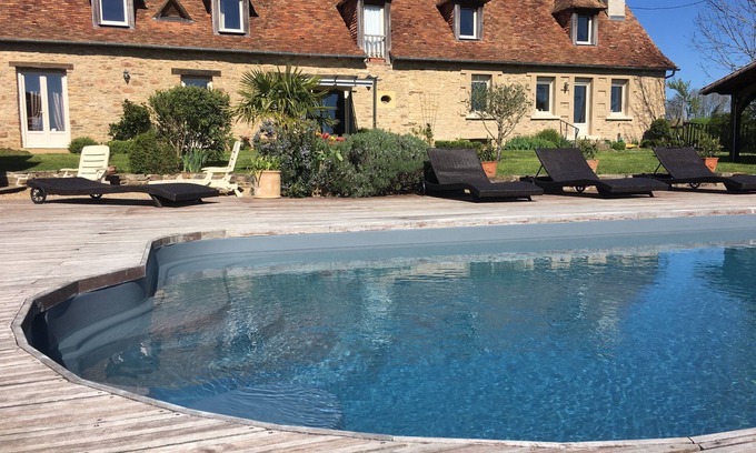 Jumilhac-le-Grand Maison | Maison de campagne avec piscine 14 personnes
