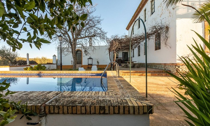 Gerena Maison | Maison de campagne "Hacienda San Felipe" avec piscine privée, terrasse partagée et Wi-Fi