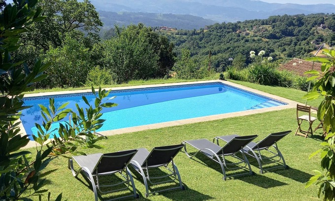 A Caniza Maison | Ferme en pierre dans un endroit idyllique avec piscine privée