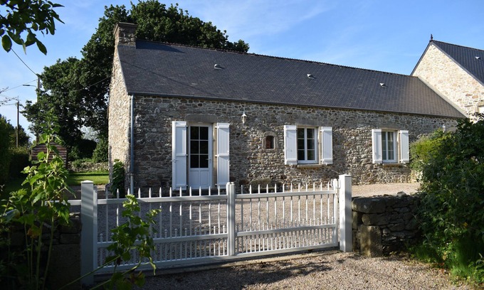 Le Mesnil-au-Val Maison | Country house in the heart of the Cotentin region Pets welcome