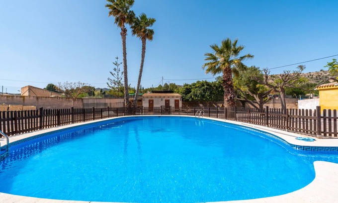 La Romana Maison | Maison de campagne "La Romana" avec piscine privée, Wi-Fi et climatisation