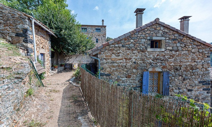 Vals-les-Bains Maison | Country House 'Le Bacci' with Mountain View, Private Garden and Wi-Fi