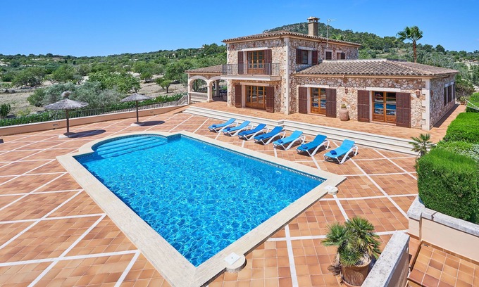 S'alqueria Blanca Maison | Country house with large private pool and panoramic views