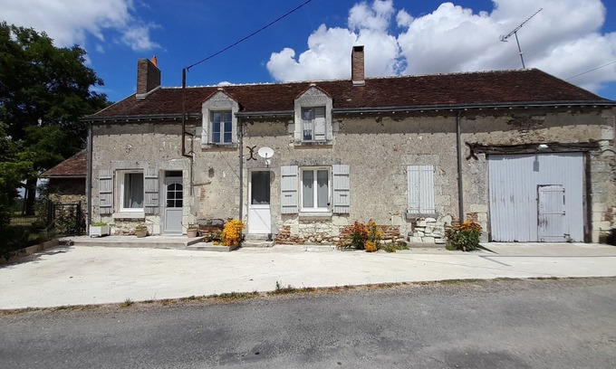 Preaux Maison | Maison de campagne avec grand jardin clôturé sur terrasse et chenil à dispo