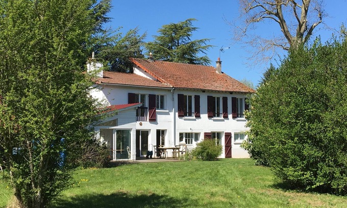 Auffargis Maison | Maison de campagne avec forêt privée, tennis, vélos et activités sportives