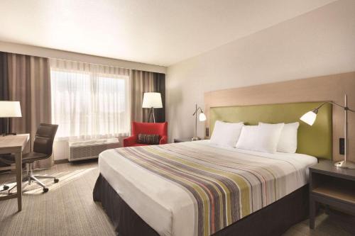 Raisin Hôtel | Country Inn & Suites by Radisson, Fresno North, CA