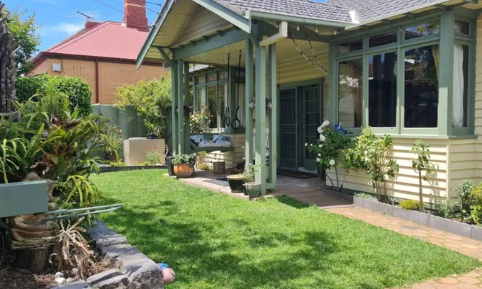 St Kilda Maison | Country retreat in the heart of St KILDA