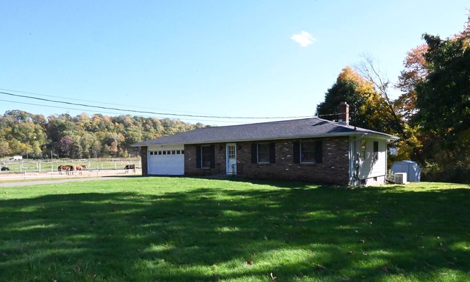 North Haven Maison | COUNTRYSIDE RANCH 12 MINUTES to Yale New Haven Hospital