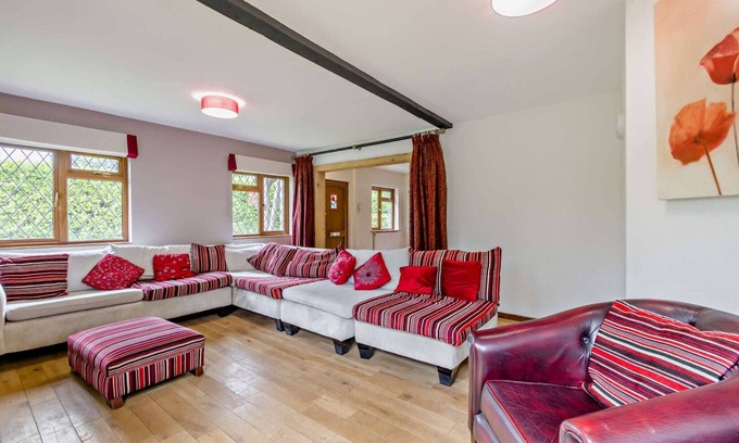 Horseheath Maison | Countryside Retreat near Cambridge