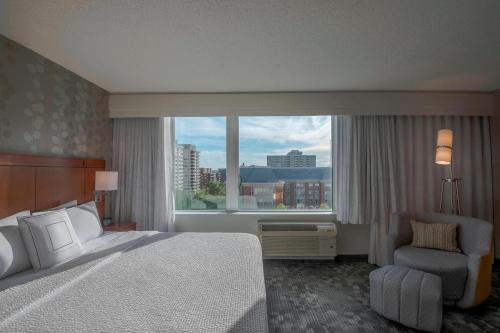 Friendship Village Hôtel | Courtyard by Marriott Bethesda Chevy Chase