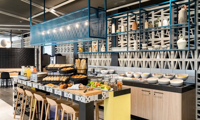 La Source Hôtel | Courtyard by Marriott Paris Creteil