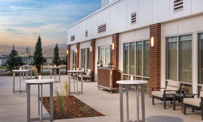Pullman Hôtel | Courtyard by Marriott Pullman