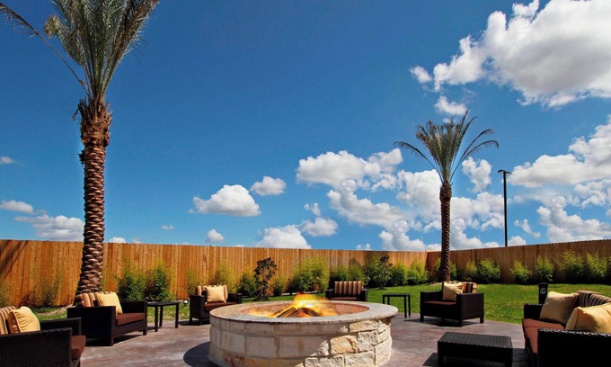 Victoria Hôtel | Courtyard by Marriott Victoria