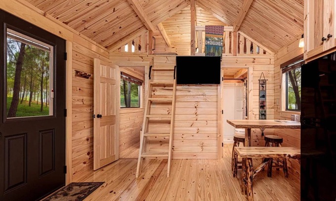 Centre Hôtel | Cowan Creek Lodges