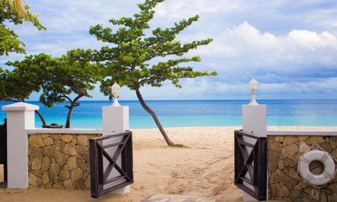 The Lime Station Balnéaire | Coyaba Beach Resort
