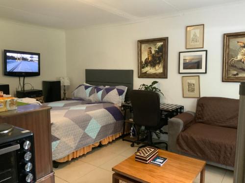 Greater Johannesburg Metropolitan Area Appartement | Coz Bachelor Pad in Randburg