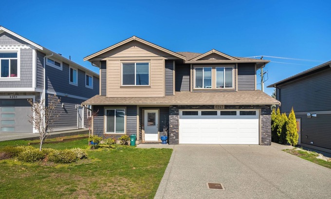 North Cowichan Maison | Cozy Two Bedroom, centrally located