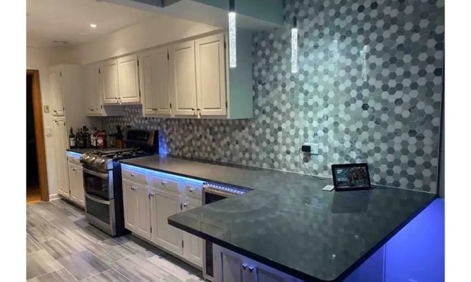 Willow Springs Maison | Coziest estate home 20 minutes to downtown