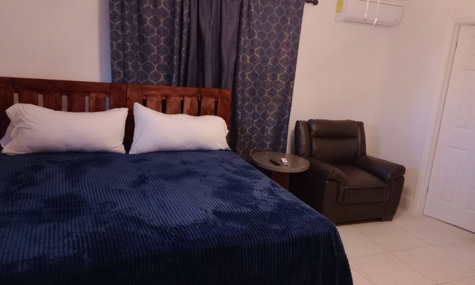 Marsh Harbour Appartement | Cozy 1-bedroom apartment with WiFi, AC in charming Marsh Harbour