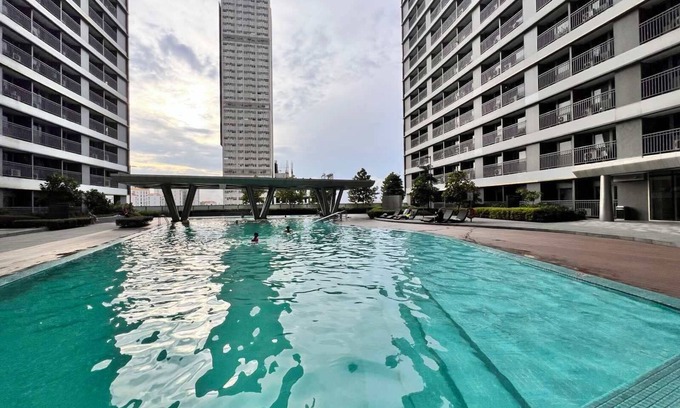 Highway Hills Appartement | Cozy 1-bedroom apartment with WiFi, AC in welcoming Mandaluyong