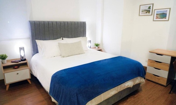 Santa Fe Appartement | Cozy 1-bedroom apartment in gorgeous Bogotá with fitness room and pool.