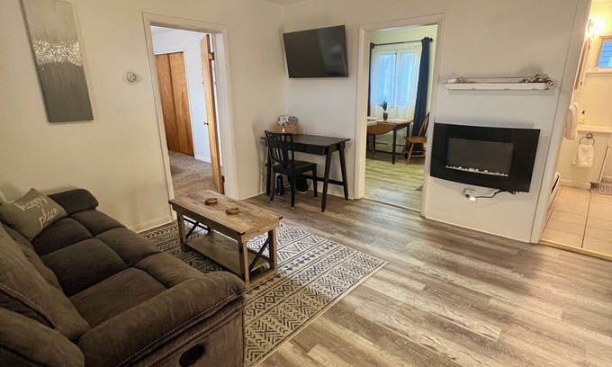 Corning Appartement | Cozy 1-bedroom flat in lovely Corning