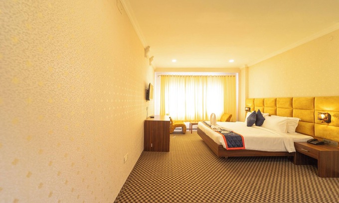 Periamet Appartement | Cozy 1-bedroom hotel suite in pleasant Chennai with AC, WiFi
