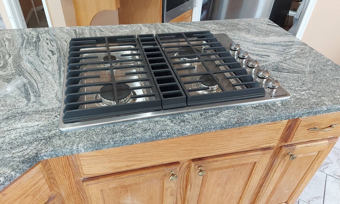 Bowie Maison | Cozy 1-bedroom house in wonderful Bowie with WiFi, fitness room, and close to DC