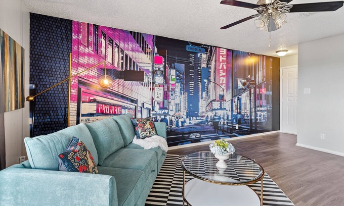 South Lamar Appartement | Cozy 1B w/King Bed! Balcony View of Downtown ATX