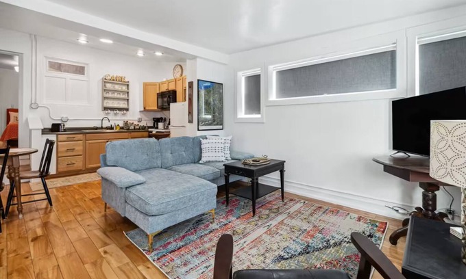 Geneva Appartement | Cozy 1BDR APT in Vibrant Downtown Geneva