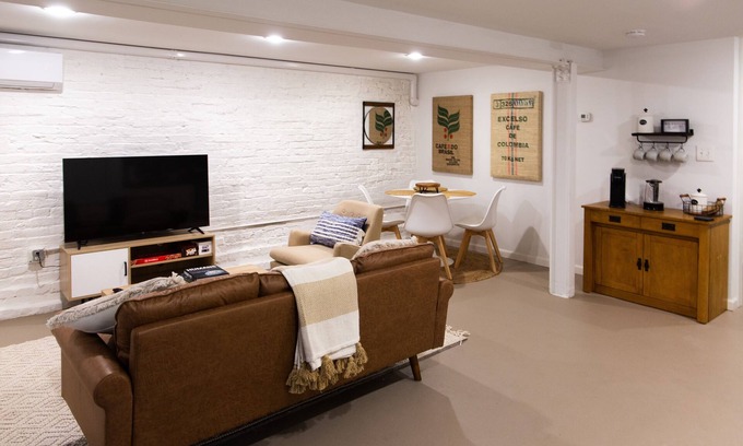 Columbia Heights Appartement | Cozy 1BR/1BA in the heart of vibrant DC