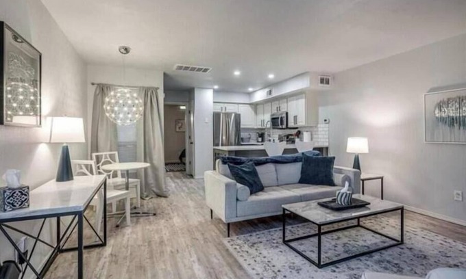 Oklahoma City Copropriété | Cozy 1BR in Prime Location