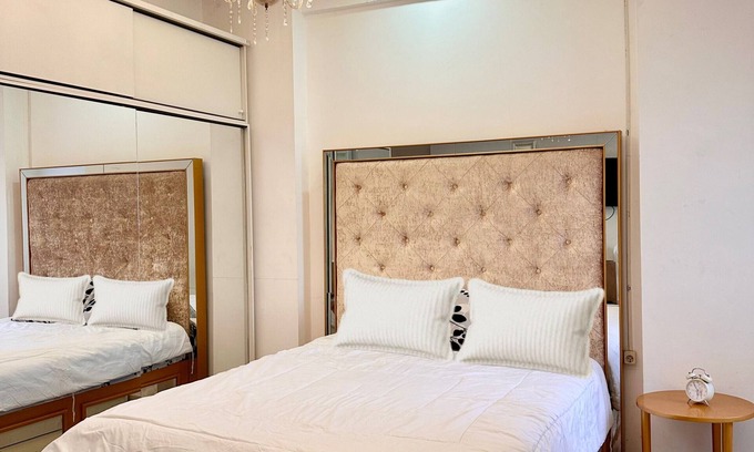 Tangerang Appartement | Cozy 1BR with Home Office The Nest Apartment Kembangan Jakarta Barat