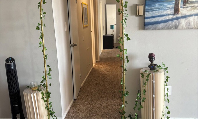 White Oak Appartement | Cozy 2-bedroom apartment in charming Silver Spring with AC, WiFi