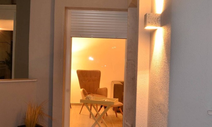 Perea Appartement | Cozy 2-bedroom apartment with WiFi, AC in wonderful Perea