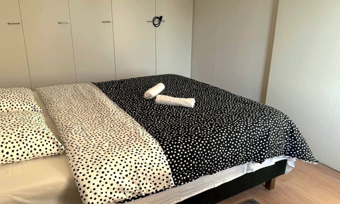 Espoo Appartement | Cozy 2 Bedroom Apartment in Central Espoo, Close to Matinkylä Metro Station